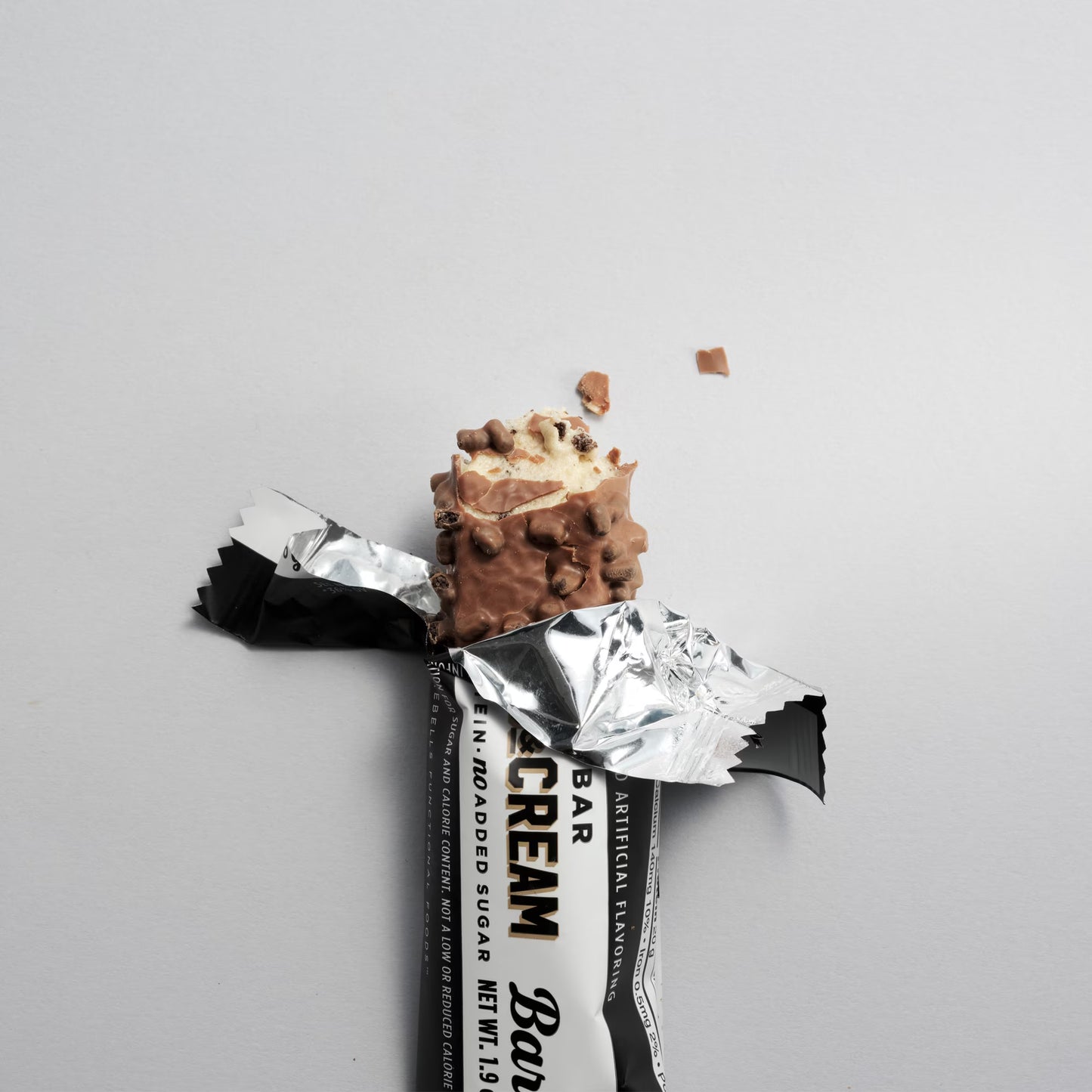 Barebells Protein Bars with 20g High Protein, 1.9oz Bars, Cookies & Cream - 4 Count