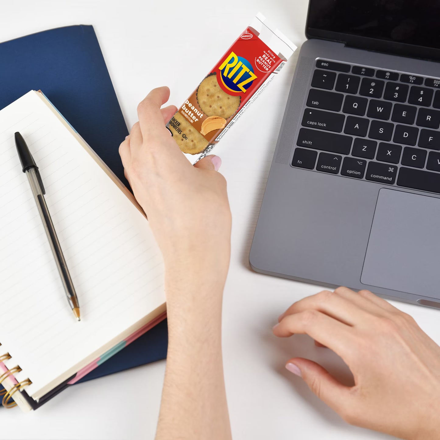 (3 pack) RITZ Peanut Butter Sandwich Crackers, Lunch Snacks, 8 Snack Packs (6 Crackers Per Pack)